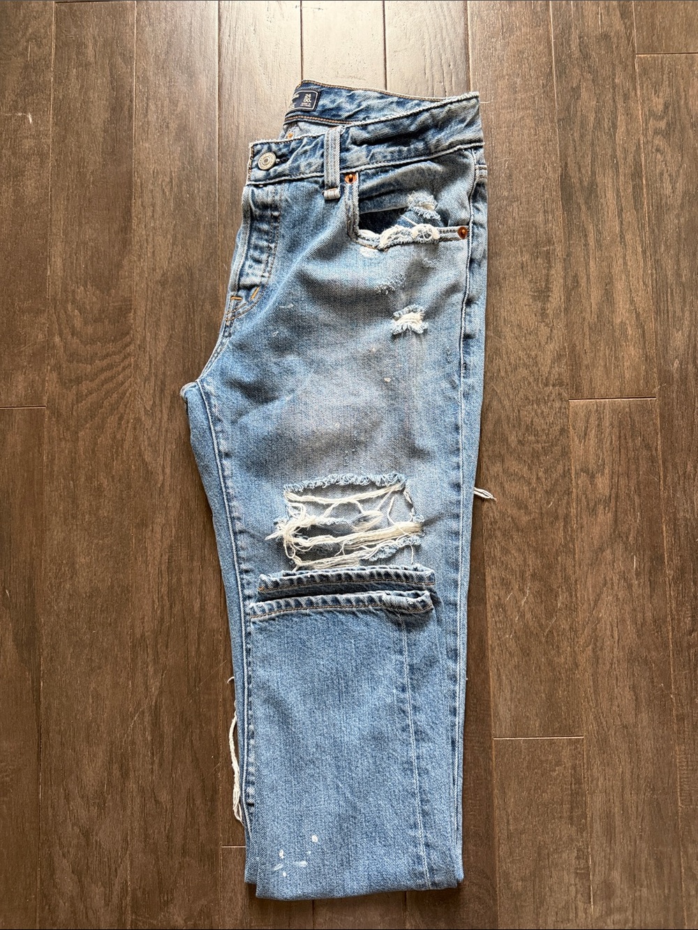 Abercrombie & Fitch Ames distressed Boyfriend Jeans